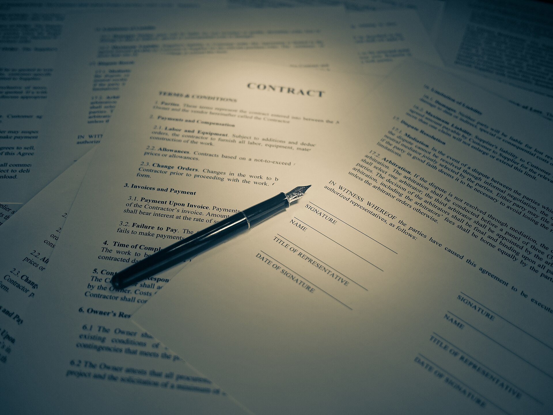 South African Contract Law: A Complete Guide for Business Owners